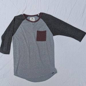 On The Byas 3/4 sleeve crew